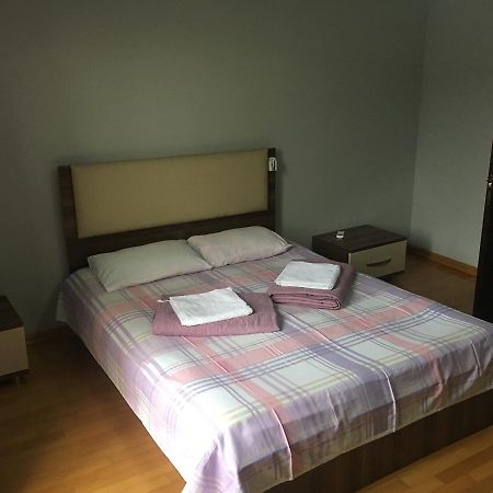 Gurami Guest House 1 Batumi Exterior foto