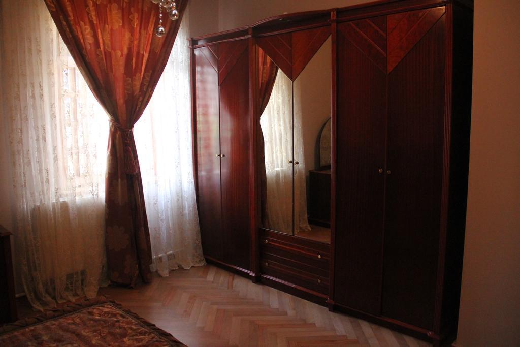 Gurami Guest House 1 Batumi Exterior foto