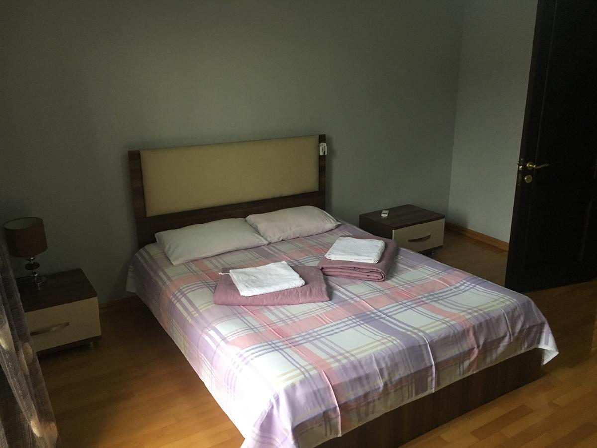 Gurami Guest House 1 Batumi Exterior foto